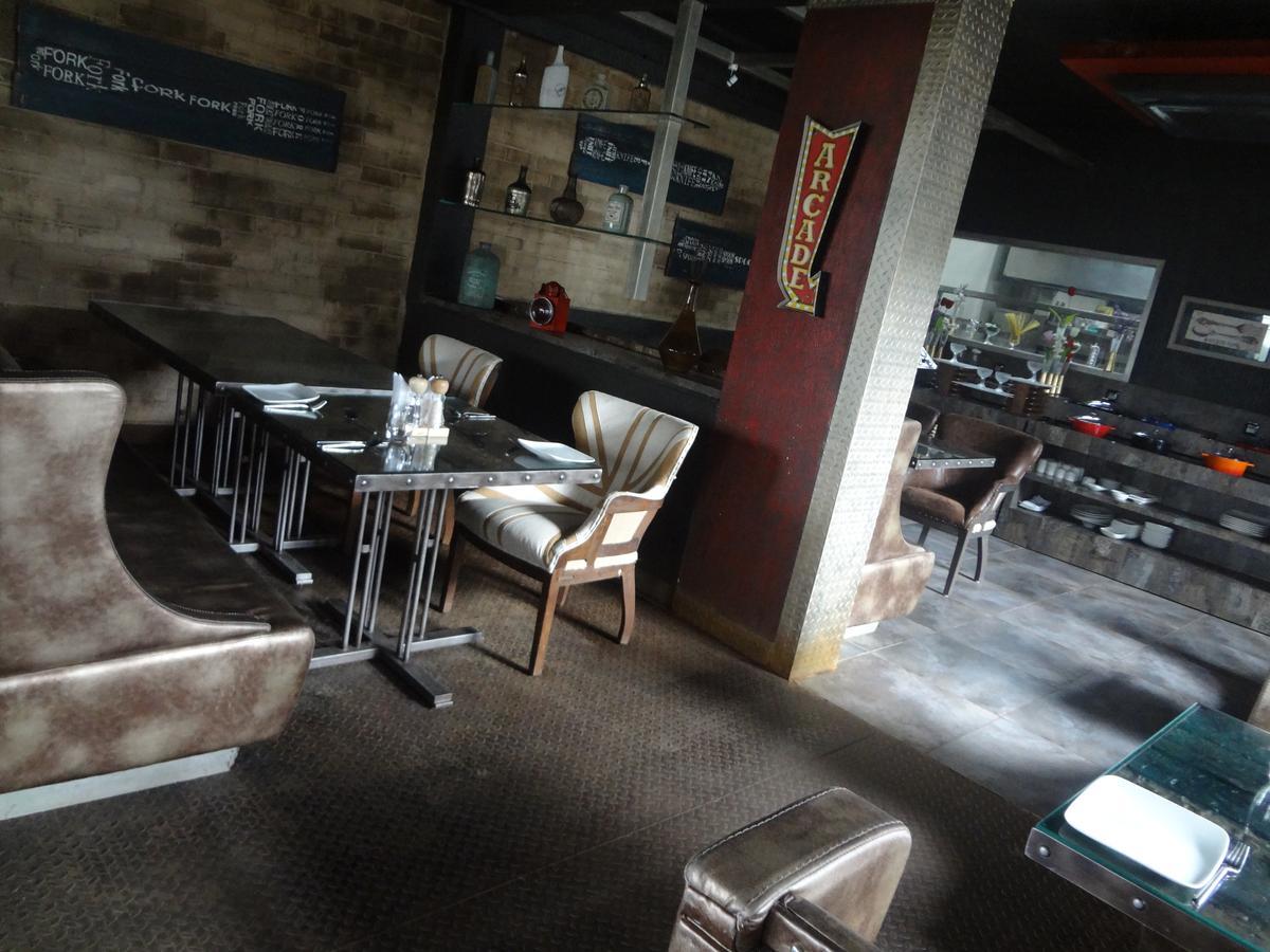 Hotel Gangakashi Nagpur Ngoại thất bức ảnh