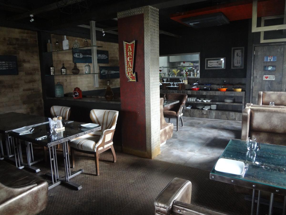 Hotel Gangakashi Nagpur Ngoại thất bức ảnh