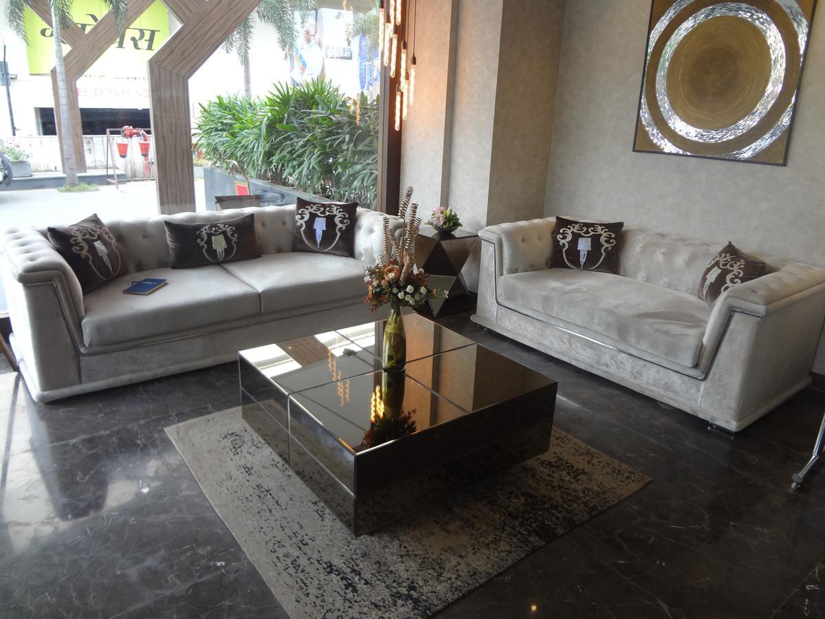 Hotel Gangakashi Nagpur Ngoại thất bức ảnh