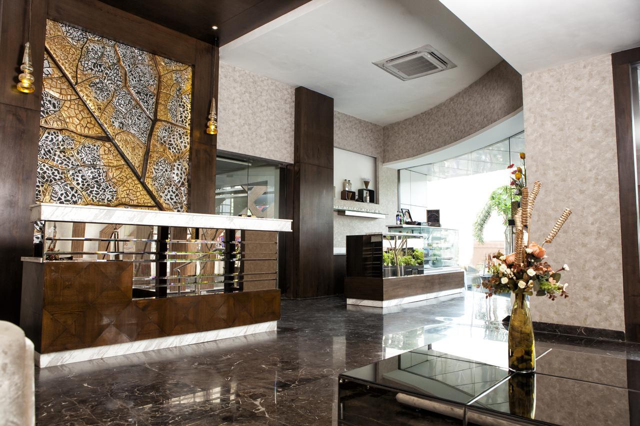 Hotel Gangakashi Nagpur Ngoại thất bức ảnh